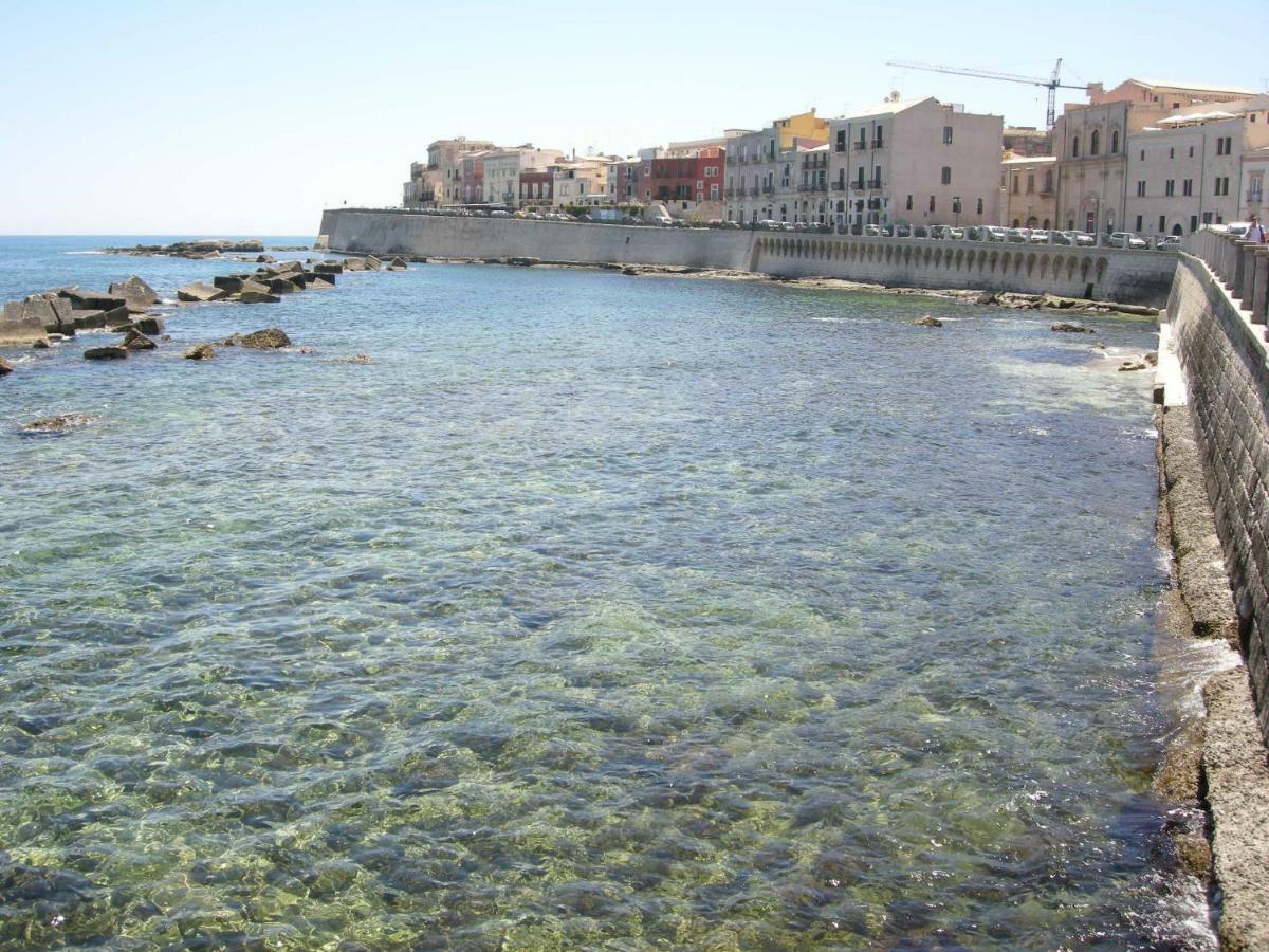 Syracuseapartments Il Piave Di Siracusa Appartamento Per 6 Persone Vicino Ad Ortigia A 200M Dal Mare Екстериор снимка